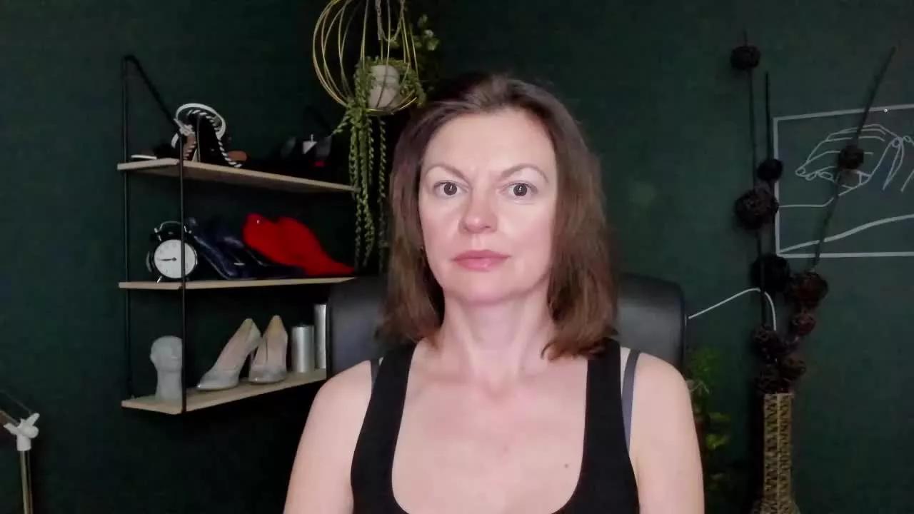 VivianTasty on Streamray 