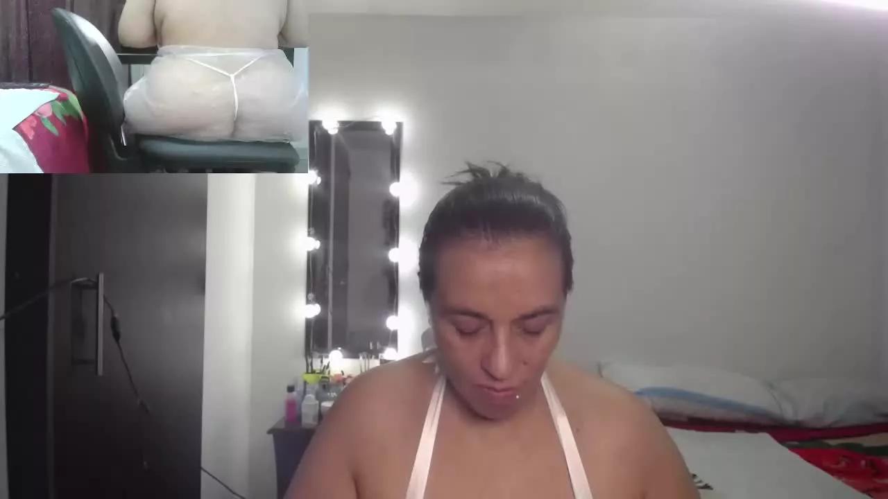 zoe_hot on Streamray 