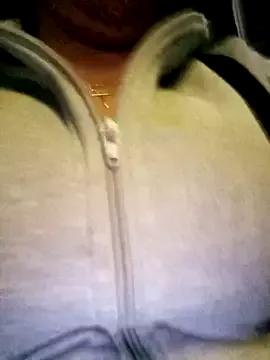 __valentina18 on StripChat