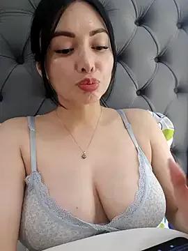 _monicab on StripChat 