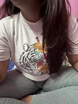 _nishalove19 on StripChat
