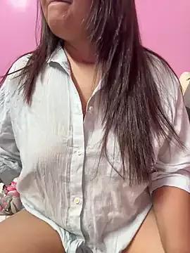 _nishalove19 on StripChat