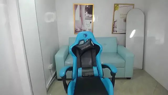 Freechat _wendy_b on StripChat