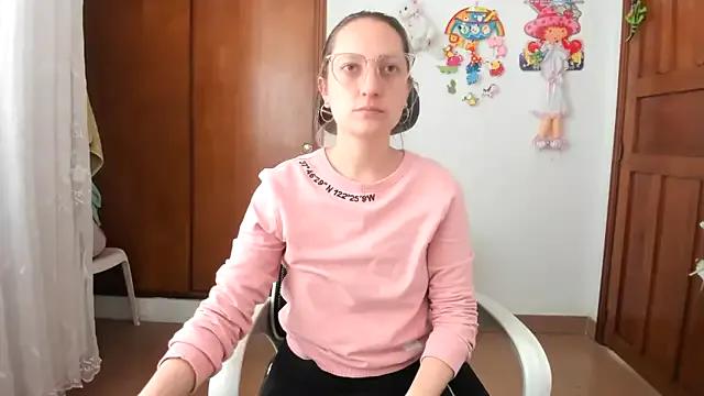 Private Adele_johnsonn1 on StripChat