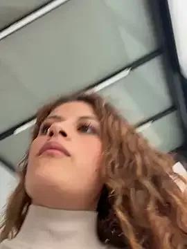 alana15 on StripChat 