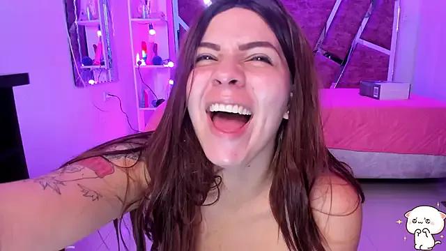 AlessiaDouce on StripChat 