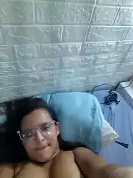 AliceRuivinha2 on StripChat