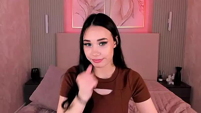 Amalia_3 on StripChat 
