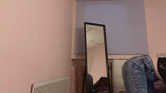 AmalyGreen on StripChat 