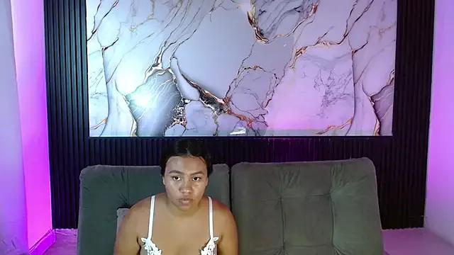 amara_hot2 on StripChat
