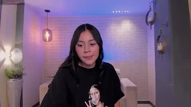 Freechat AmbarJames_ on StripChat