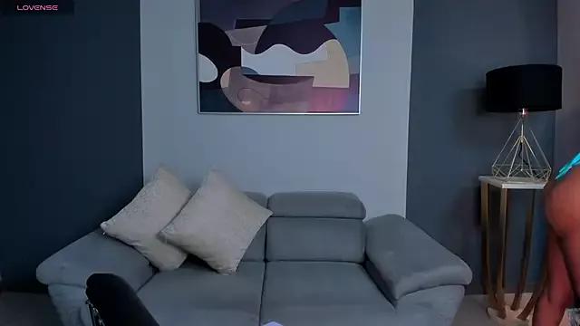 Freechat AmbarJames_ on StripChat