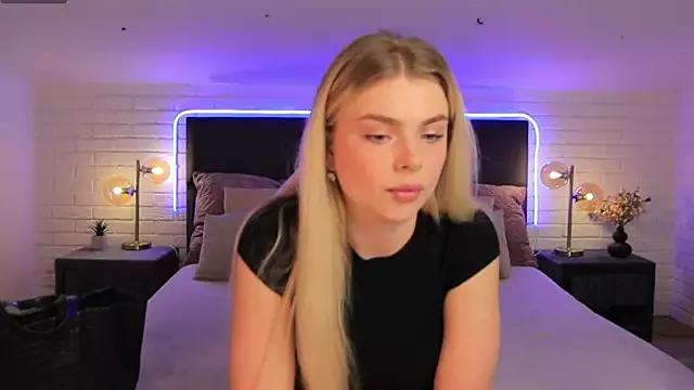 Angel___Blond on StripChat