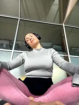 angelitasexy81 on StripChat