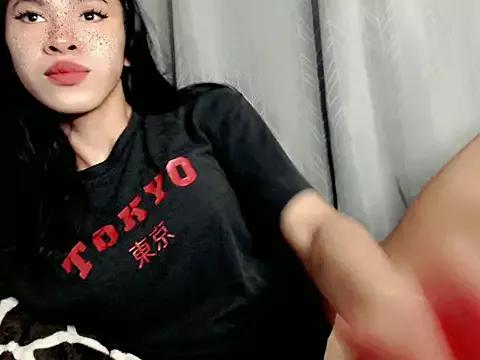 Annaloula on StripChat