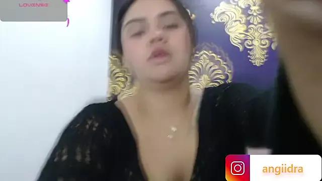 AnniHOTKitty on StripChat 
