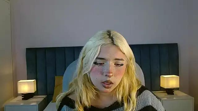 april_bunnyy on StripChat 