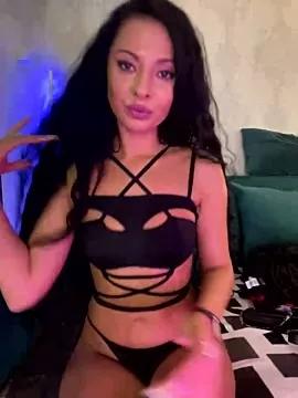 ArianaTurner on StripChat 