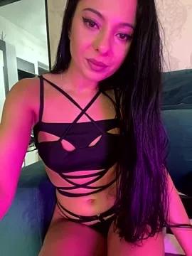 ArianaTurner on StripChat 