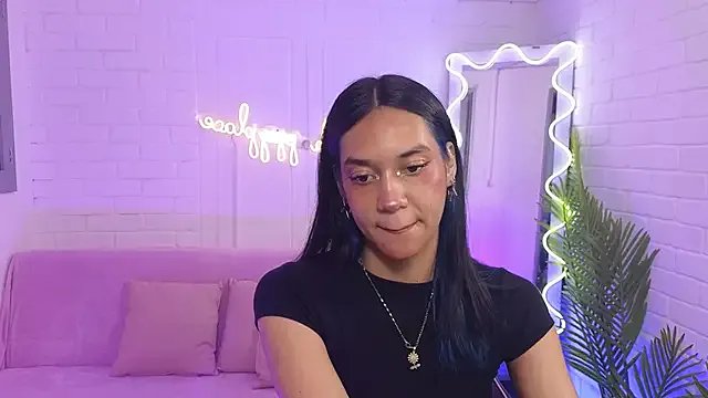 Offline artemiss_tay on StripChat