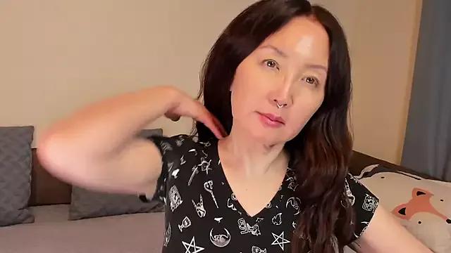 Freechat AvroraSakura on StripChat