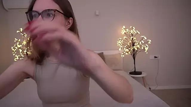 AvroraSnow on StripChat 