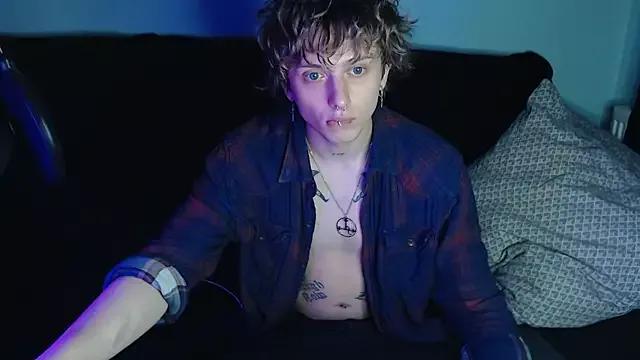 axxxturel on StripChat 