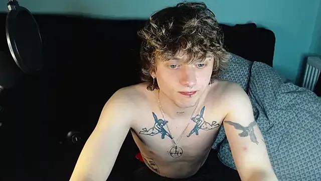 axxxturel on StripChat 