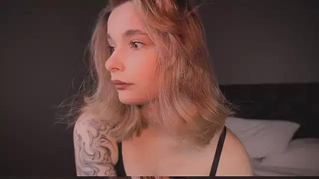 Bella_Alita on StripChat 