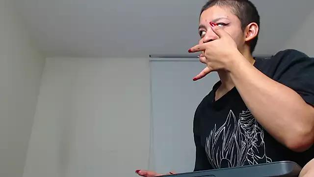 Bitsy_Messy on StripChat 
