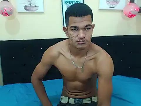 Freechat Black_hugecock on StripChat