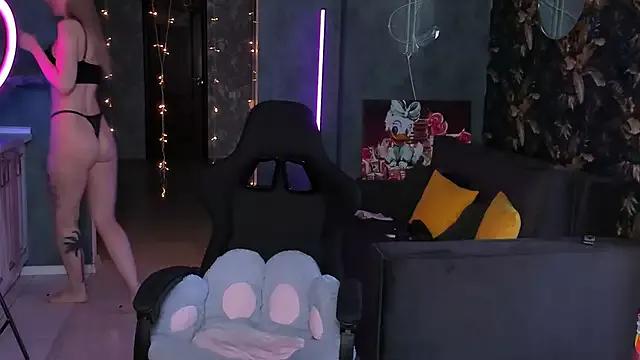 Freechat Blckmirrorr on StripChat