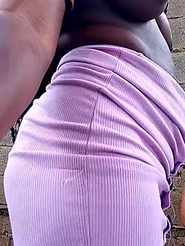 Freechat Broan_me on StripChat