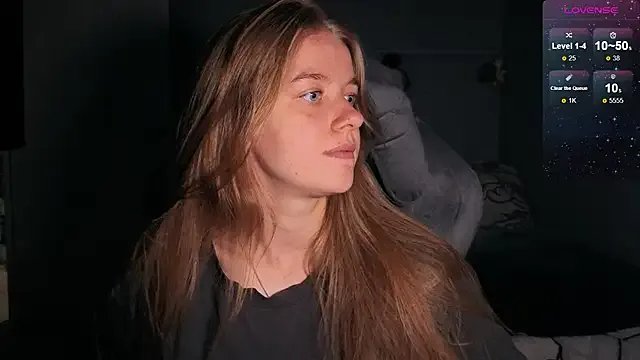 Freechat candy_maggie on StripChat