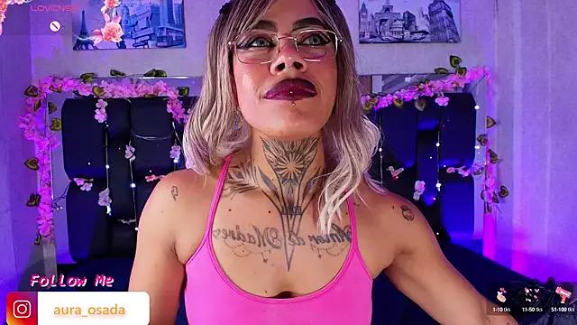 Freechat canela_oss on StripChat