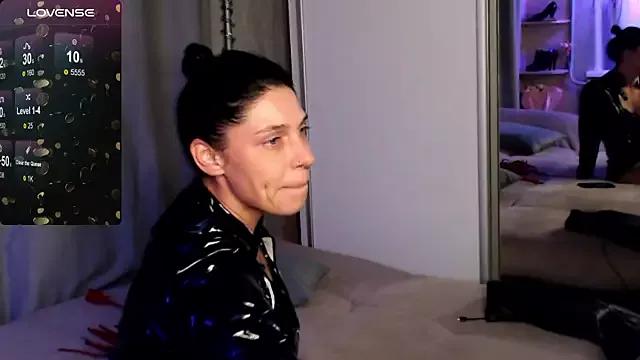 Carrie_Moonshine on StripChat 