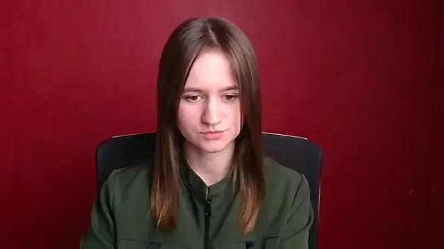 Catherine_e on StripChat 