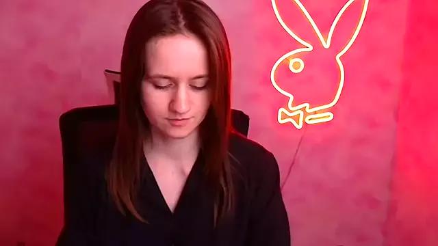 Catherine_e on StripChat 