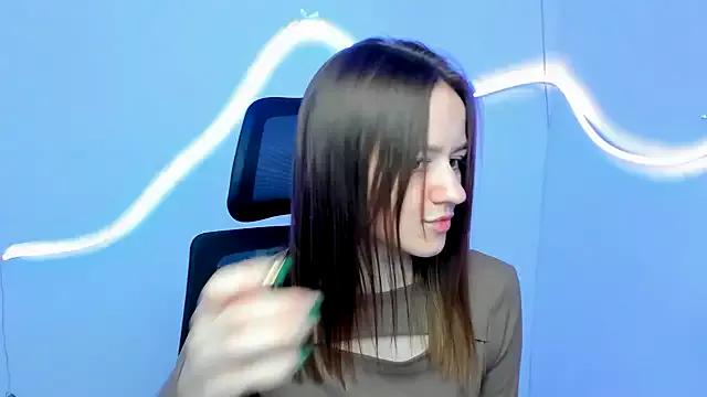 Catherine_e on StripChat 