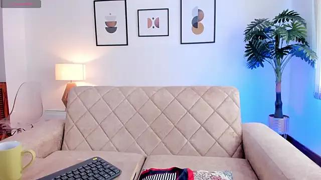 CattleyaScaly on StripChat 