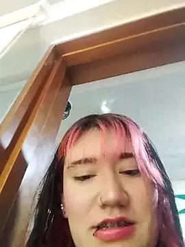 Cerecitaa02_ on StripChat