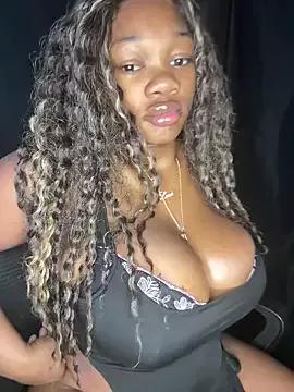 CharismaaBanx on StripChat