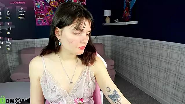 CharlotteMitchell on StripChat 