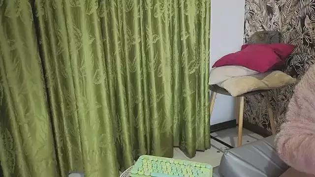 ChoiNam_Ra on StripChat 