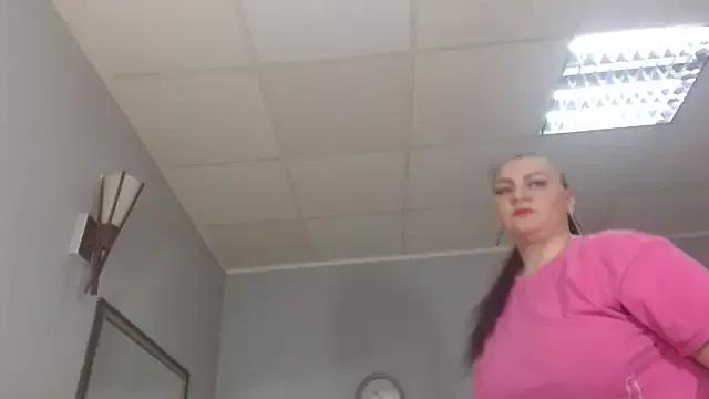 ClaraJoyX on StripChat 