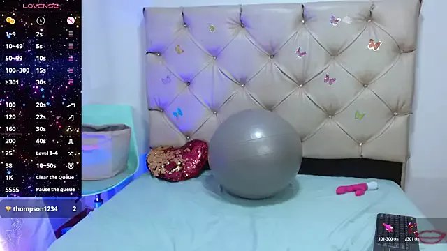 Offline cleopatraa on StripChat