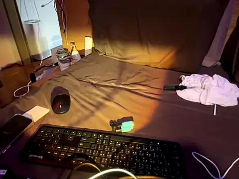 cloudboy_kk8 on StripChat