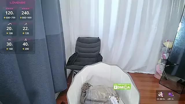 CN-Doudou on StripChat