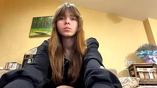 CoralinaEastoy on StripChat 