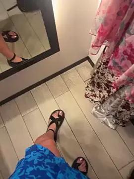 Freechat CrazzyChicks on StripChat